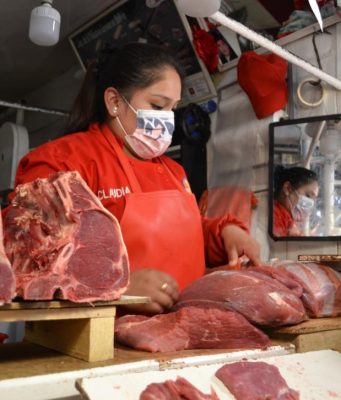 Gobierno suspende las exportaciones de carne de res hasta que se reduzca el precio en el mercado interno